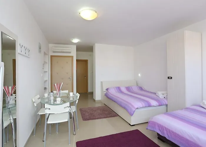 Luxury Town Center Διαμέρισμα Ζαντάρ